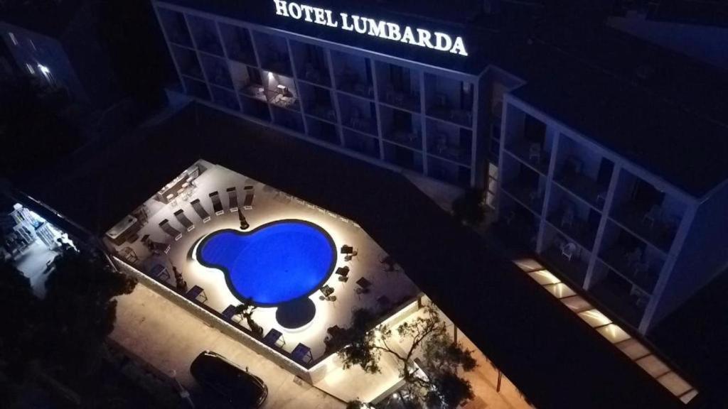 Hotel Λομπάρδα Εξωτερικό φωτογραφία