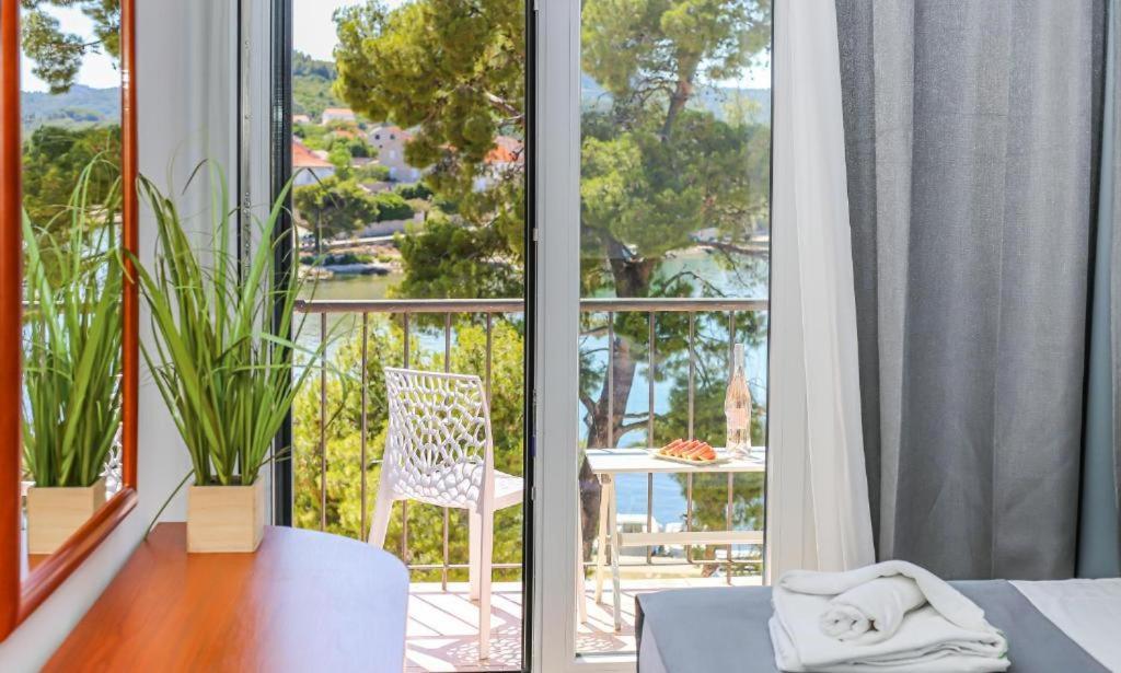 Hotel Λομπάρδα Εξωτερικό φωτογραφία